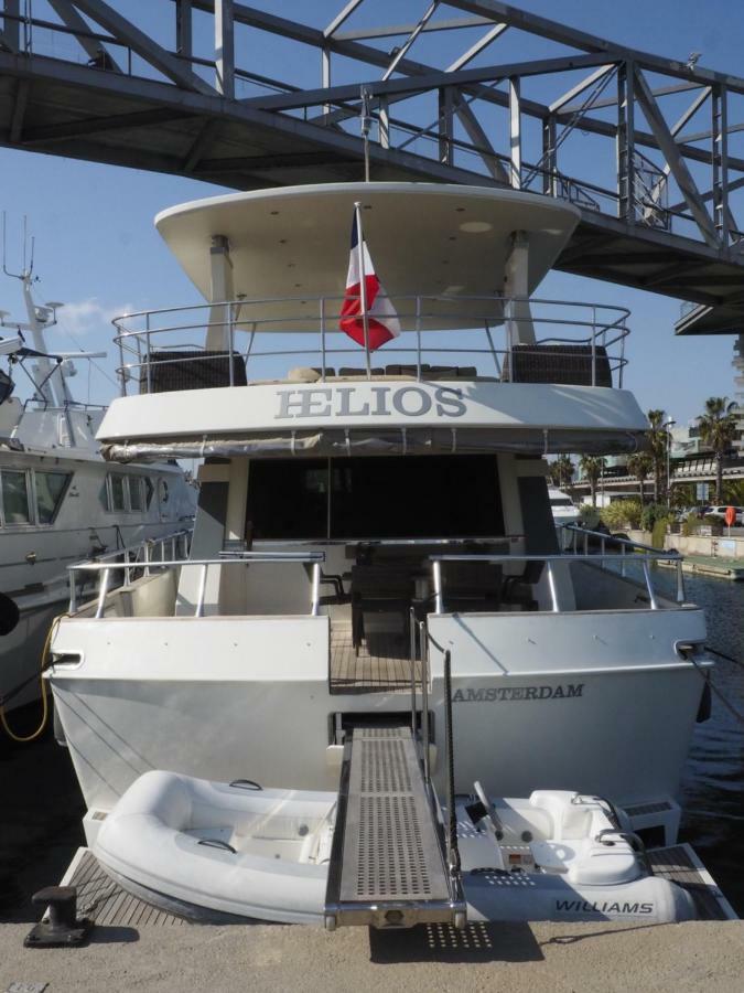Bateau-hôtel Hélios